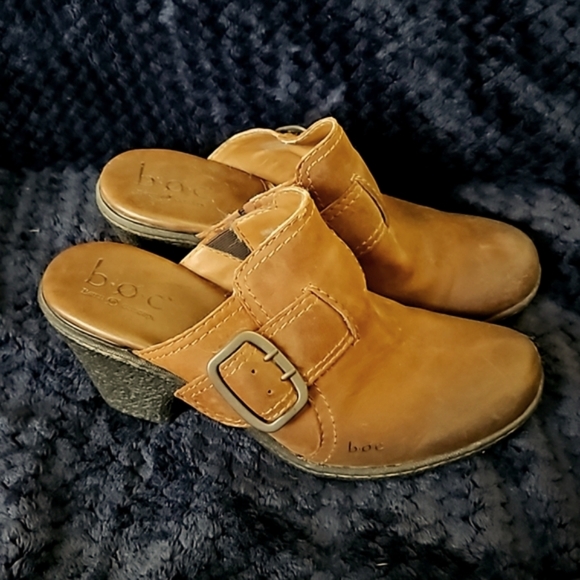 boc Shoes - NEW BOC Born Clogs shoes Mules 9 COMFORT heel leather buckle Rustic Western